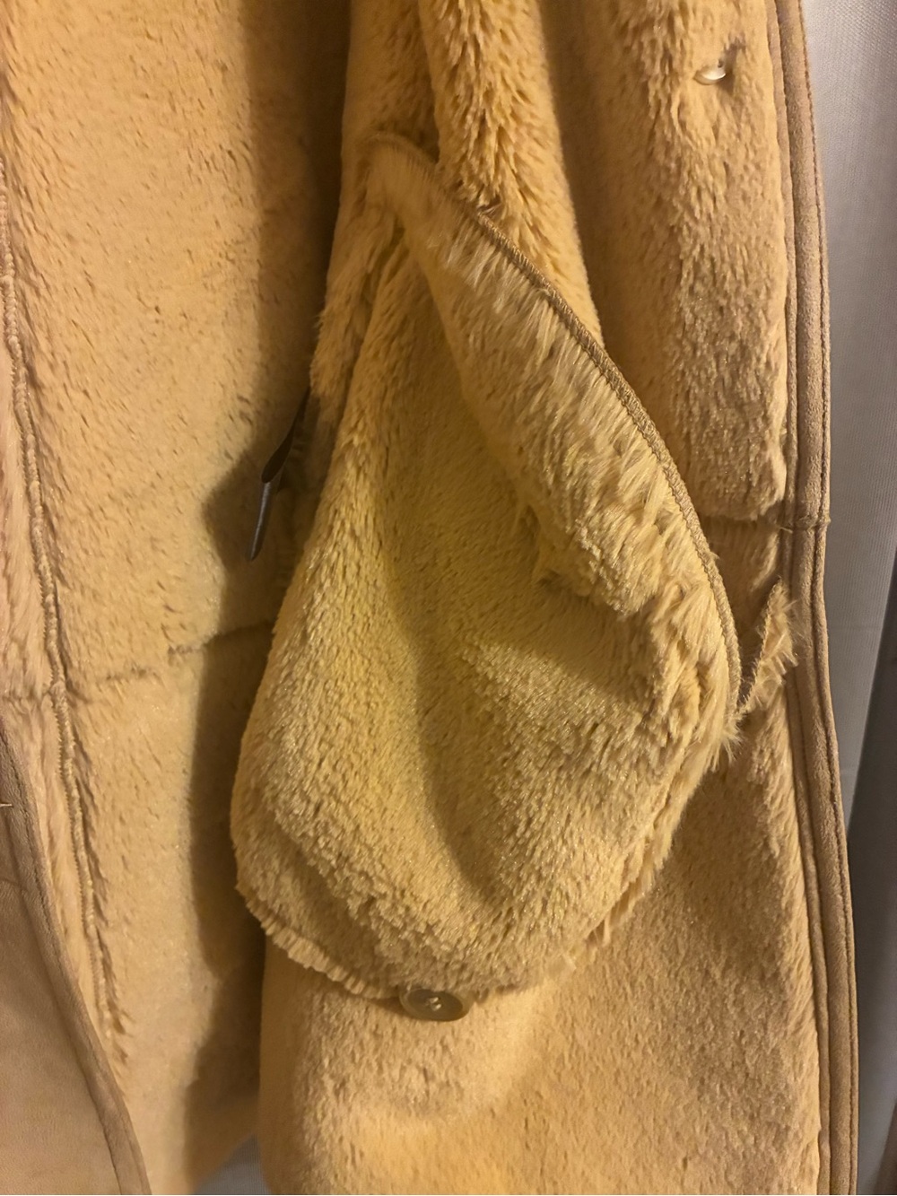 Liz Claiborne faux, leather faux fur size medium - Picture 9 of 10